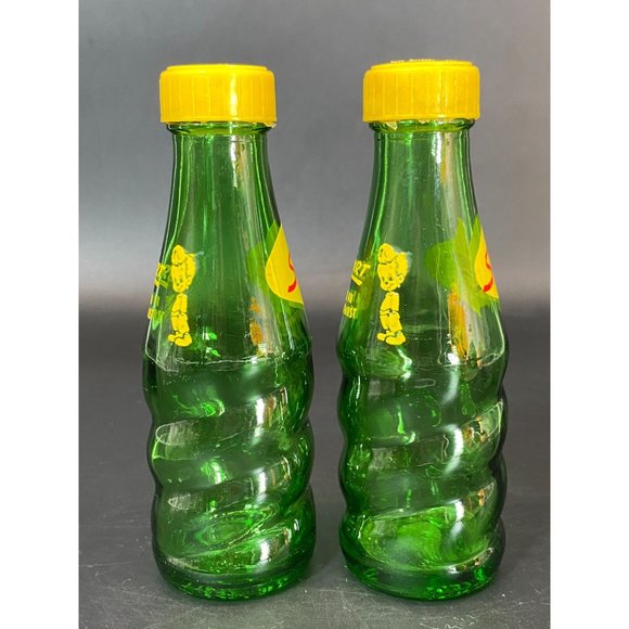 Vintage Squirt Soda Glass Bottle Salt and Pepper Shakers Never An After Thirst - Picture 5 of 9